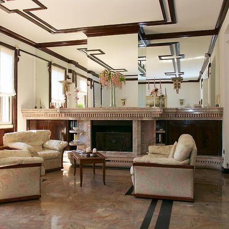 La Maison Royale Bb Фьюмичино Экстерьер фото