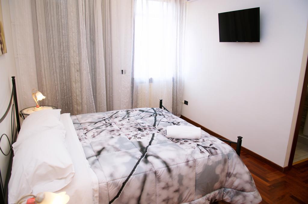 La Maison Royale Bb Фьюмичино Экстерьер фото